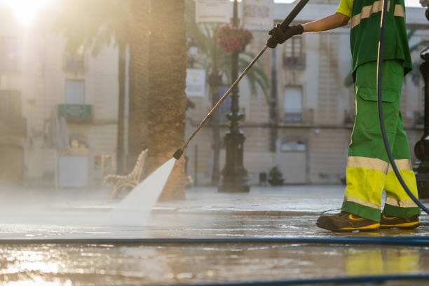Best Commercial Pressure Washing  in Westmont, IL